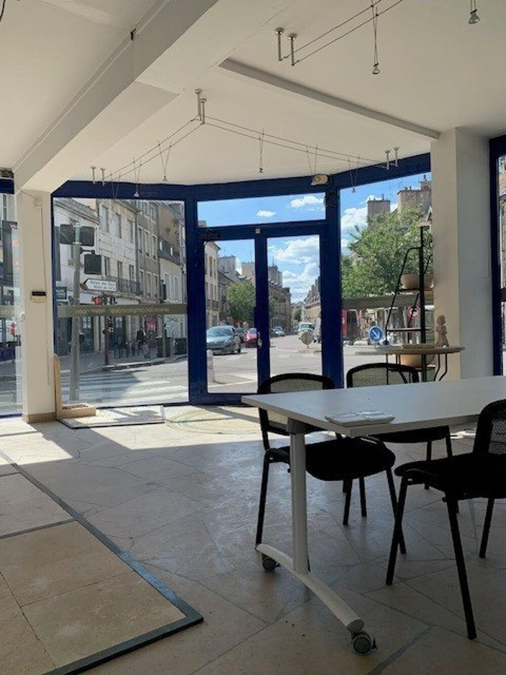   A VENDRE - BUREAUX 