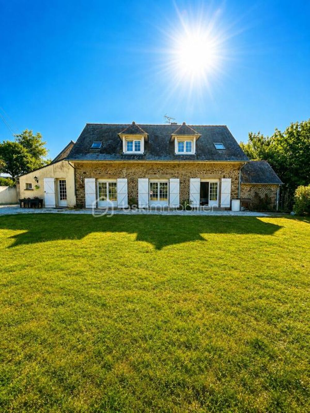 Élégante maison en pierre de 146 m² à Saint-Malo
