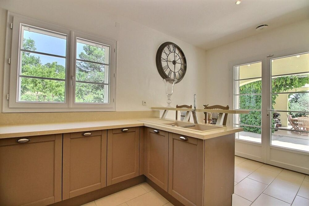 � vendre  Villa L'Isle-sur-la-Sorgue (84800)