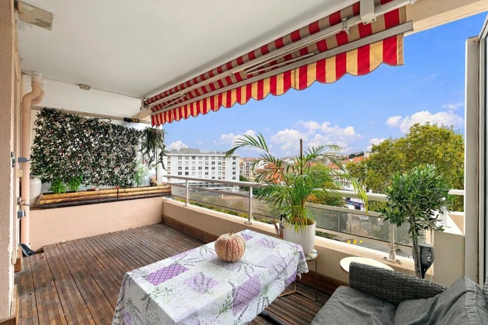 Vente Appartement Appartement de 3 pièces de 75 m² à Nice Nice