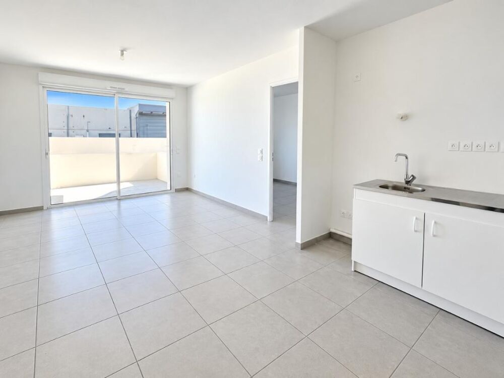 Location Appartement T2 avec terrasse et parking à AGDE Agde