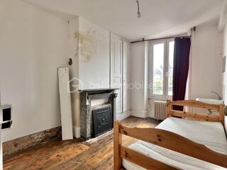  Immeuble � vendre 10 pi�ces 220 m�