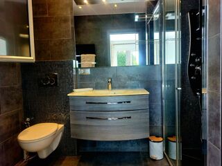  Maison à louer 4 pièces 145 m²