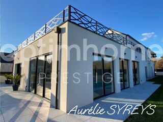  Maison à vendre 7 pièces 266 m²