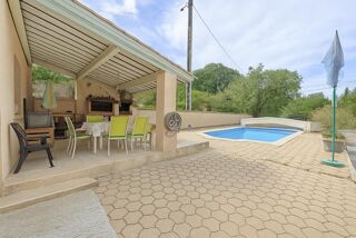  Villa � vendre 6 pi�ces 160 m�