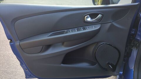 Clio 1.5 dCi 90 EDC6 Intens - Automatique 2017 occasion 78000 Versailles
