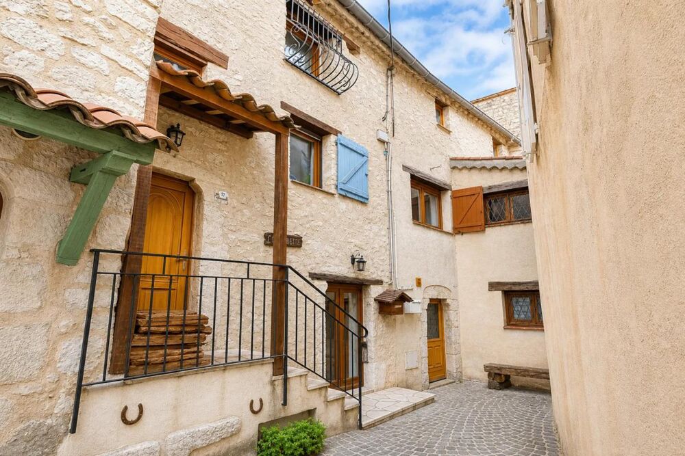 Charmante maison au calme à Saint-Vallier-de-Thiey
