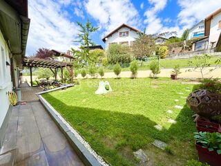  Immeuble � vendre 11 pi�ces 216 m�