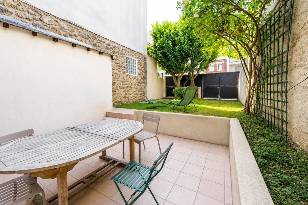 Maison familiale de 5 pièces de 161 m² à Suresnes