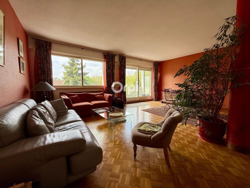 Appartement 127m2 traversant balcon garage et parking