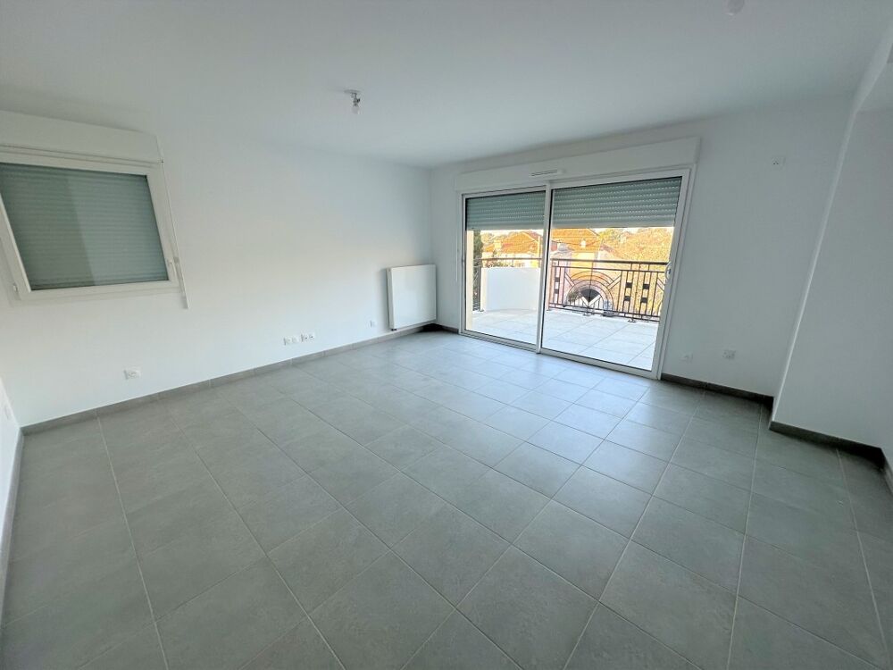 T3 avec parking et terrasse à TOULON