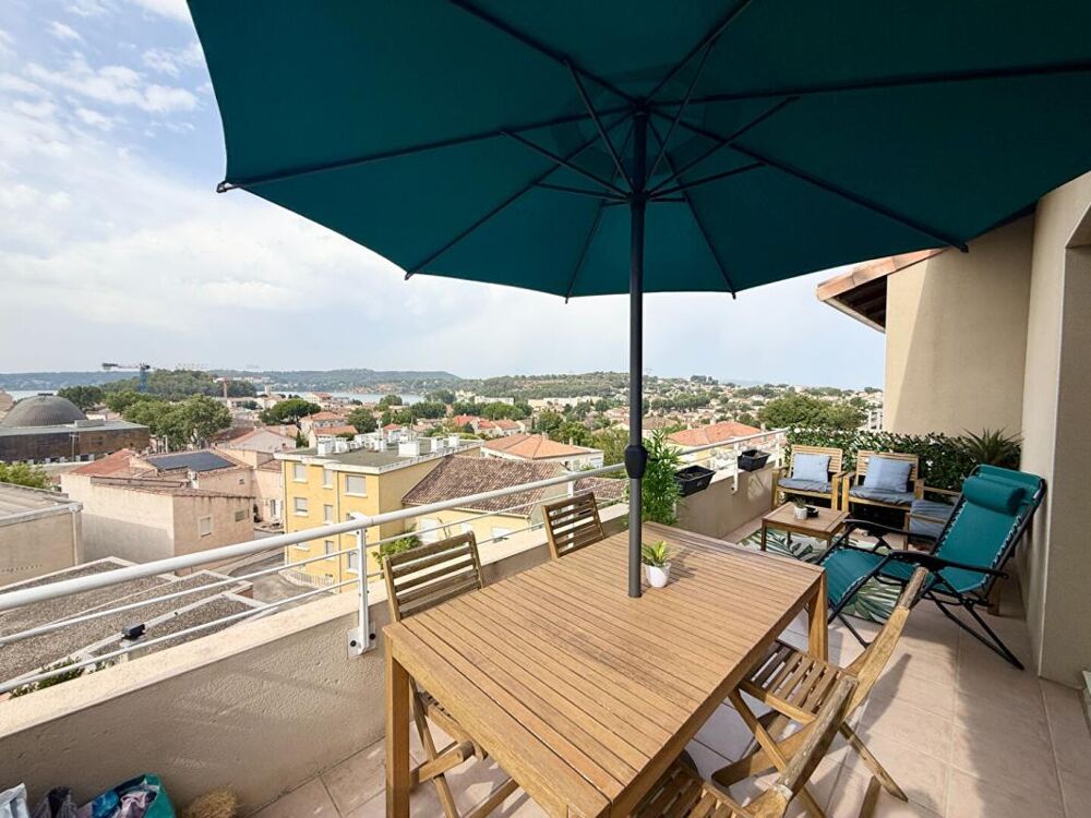 Appartement T2 avec double vue Etang et une place de parking