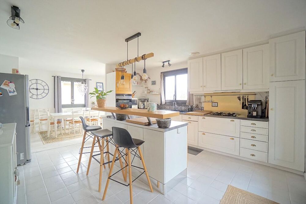 Maison La Tour De Salvagny 180 m2 sur terrain de 950M2
