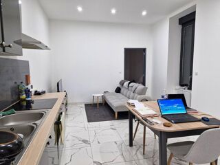 Immeuble à vendre 13 pièces 275 m²