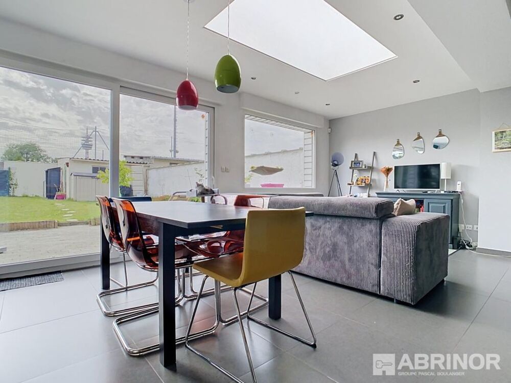 Vente Maison MAISON SEMI INDIVIDUELLE, SEMI PLAIN PIED, 3CHAMBRES, JARDIN GARAGE Villeneuve d ascq
