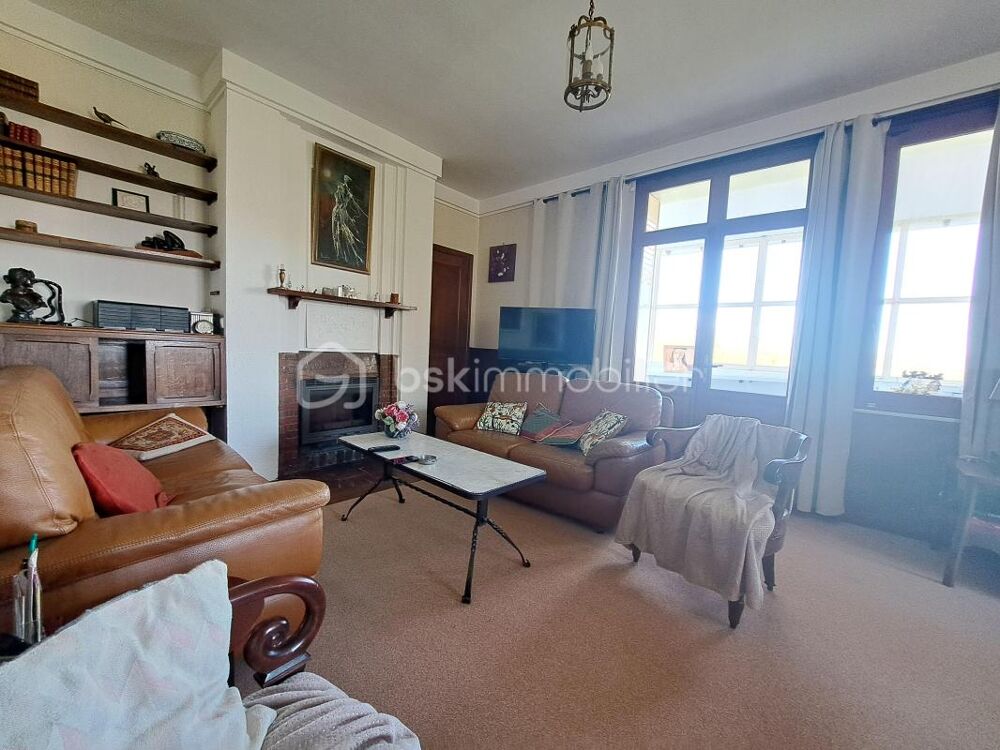 à vendre  Propriété/château Berville (95810)