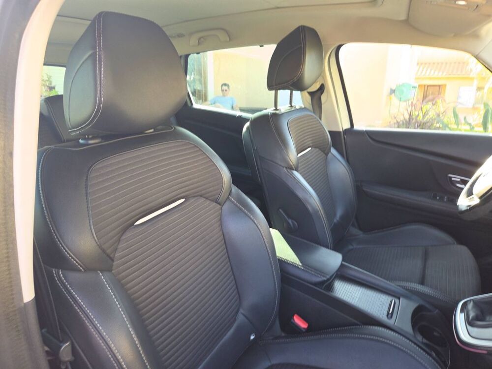Sc&eacute;nic 1.6 dCi 130 Intens 2017 occasion 83120 Sainte Maxime