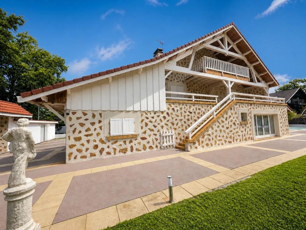 Vente Maison Maison de 8 pièces de 238 m² à Tignieu-Jameyzieu Tignieu jameyzieu