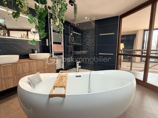  Duplex/triplex à vendre 5 pièces 136 m²