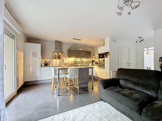 Vente Appartement L'HOUMEAU, Appartement à vendre 2 pièces 47m2, rez-de-chaussée avec jardin, parking L houmeau