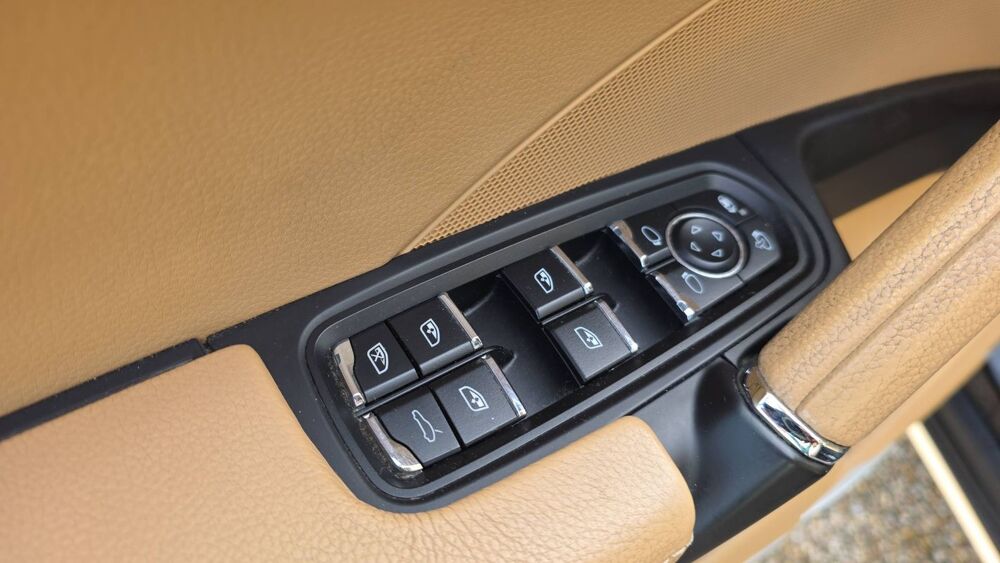 Cayenne 3.0 416 e-Hybrid 4x4 Tiptonic 8 Platinium 2017 occasion 27140 Gisors