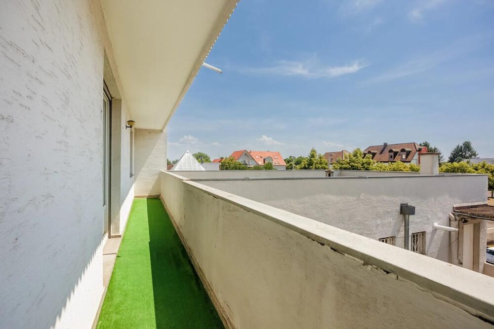 Vente Appartement Appartement 5 pièces traversant avec balcon et loggia Strasboug Strasbourg