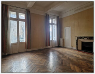  Immeuble � vendre 225 m�