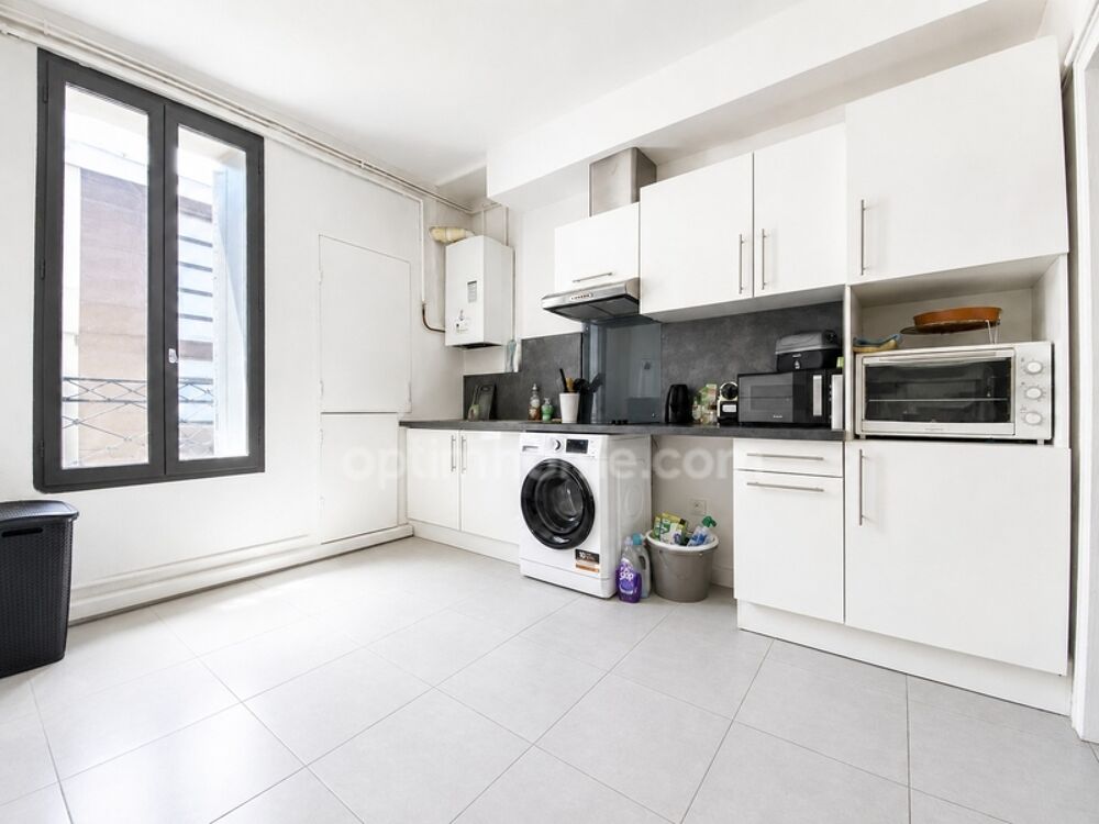 Appartement T2 traversant avec balcon à SETE (34)