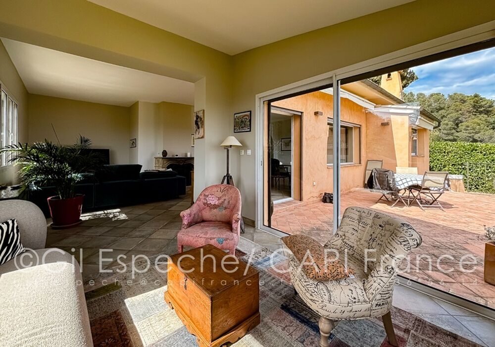 � vendre  Villa La Colle-sur-Loup (06480)