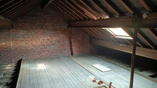  Immeuble à vendre 15 + pièces 220 m²