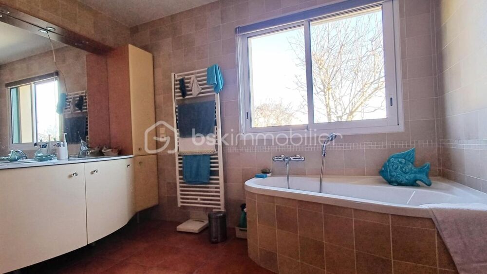 � vendre  Villa Les Sables-d'Olonne (85180)