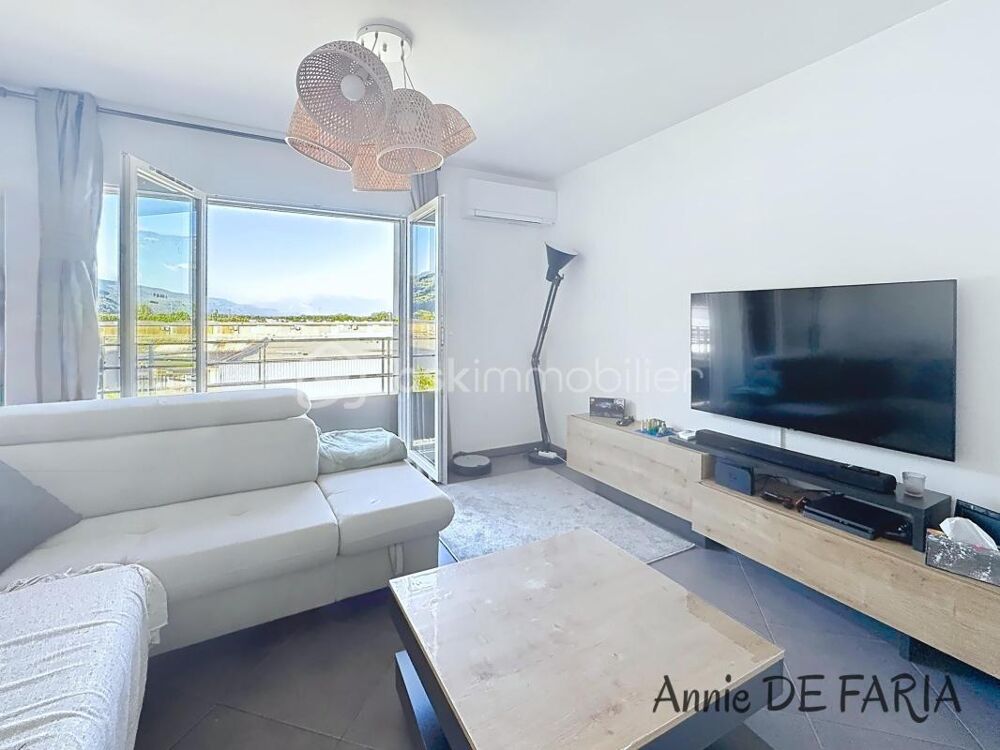 APPARTEMENT T3 DE 70M2 AVEC TERRASSE FROGES 38190