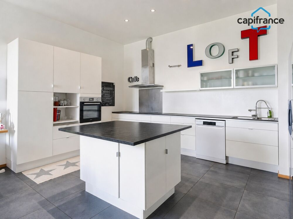 Vente Appartement Magnifique Loft d'architecte de 252m2 - Marseille 13014 Marseille 14