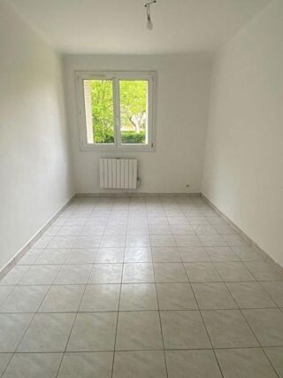  Appartement à louer 3 pièces 63 m²