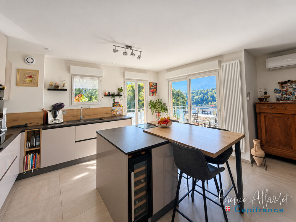 à vendre  Appartement Aix-les-Bains (73100)