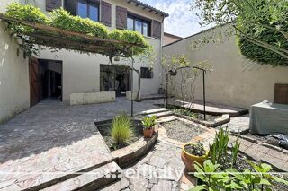  Maison � vendre 7 pi�ces 215 m�