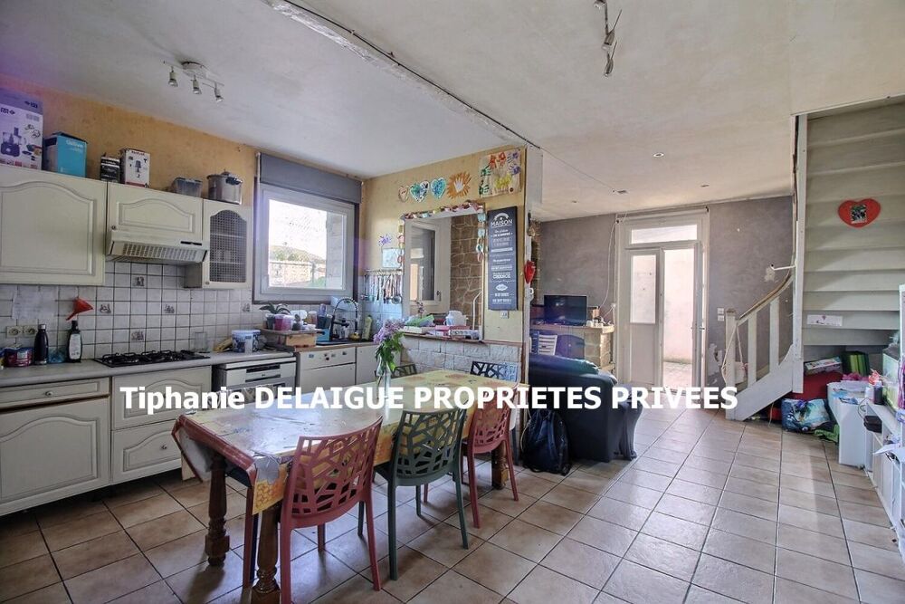 Firminy 42700 Maison de ville de 3 niveaux élevés sur cave 120m² habitables surface utile 108m² habitables surface carrez 4 cha