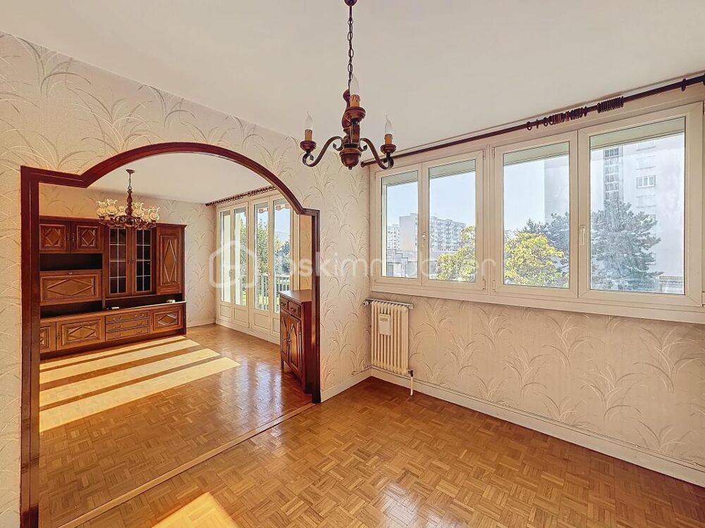 Appartement T5 avec balcon sur Echirolles