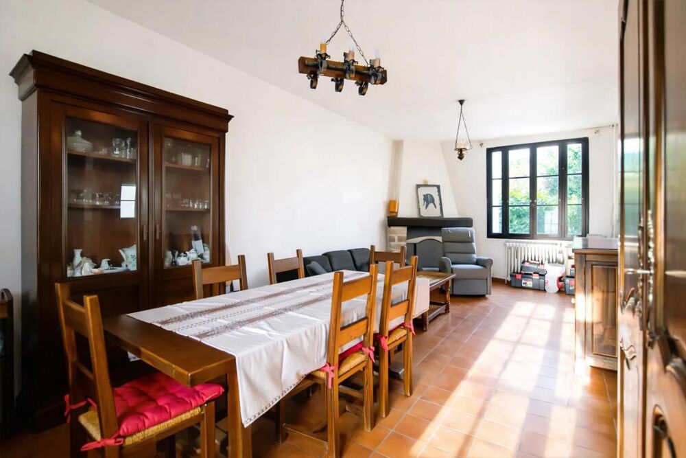 Vente Maison Maison 6 pièces avec grand jardin à Avon Avon