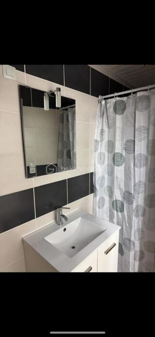  Immeuble  vendre 6 pices 109 m