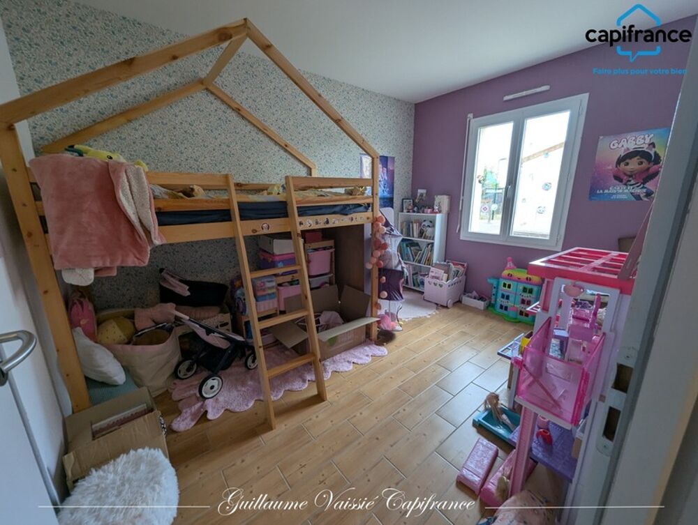 Vente Maison Maison à vendre 5 pièces - 3 chambres - VOUNEUIL SOUS BIARD (86) Vouneuil sous biard