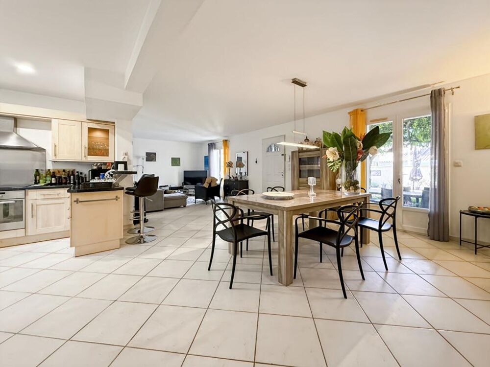 Vente Maison À VENDRE MAISON AU GRAU DU ROI AVEC PISCINE Le grau du roi