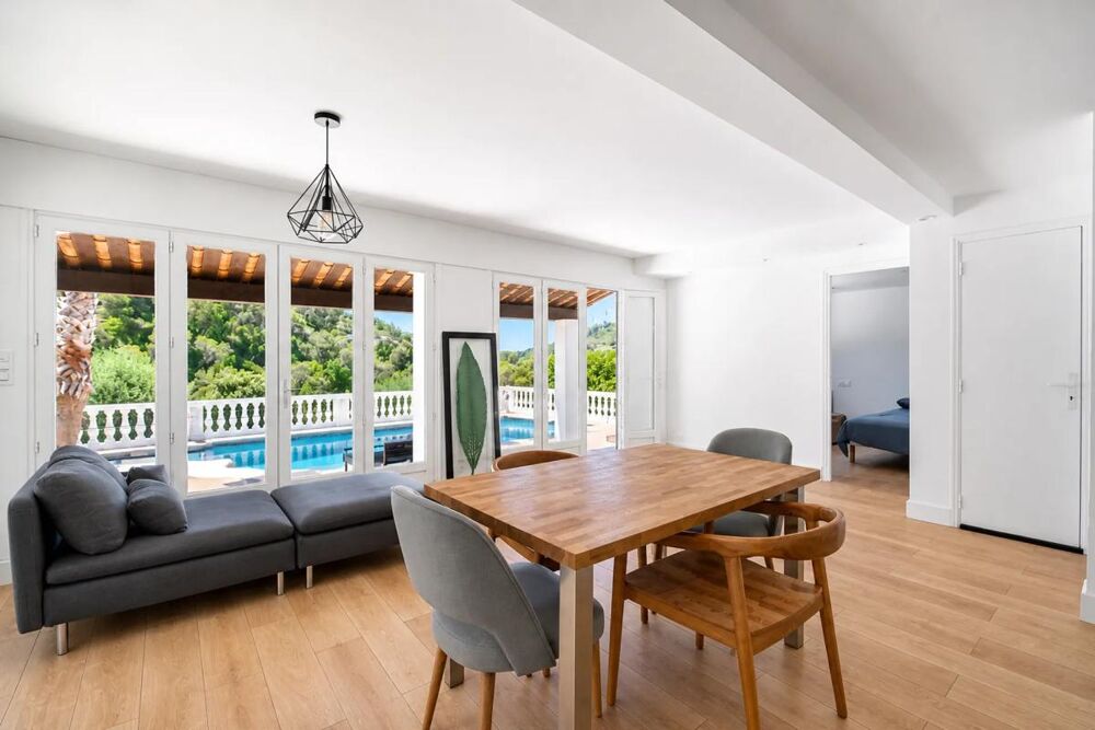 Maison de 5 pièces de 183 m² située à Drap