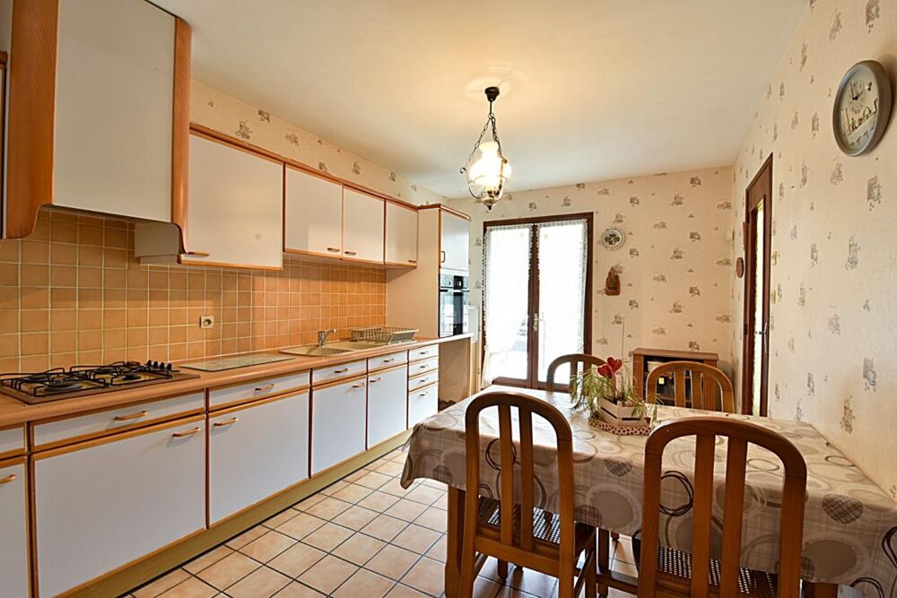 LESPINASSE  MAISON INDIVIDUELLE DE PLAIN-PIED 107 M²  3 CHAMBRES  TERRAIN 740 M²  GRAND GARAGE