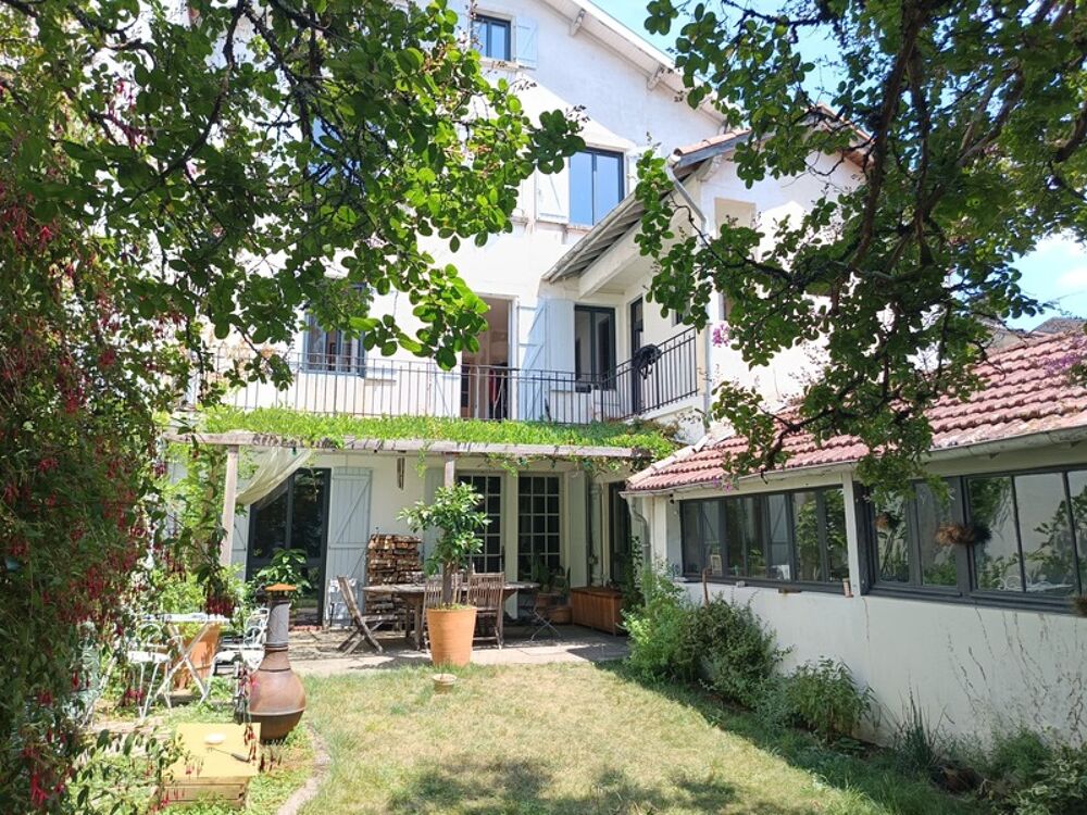 Maison 12 pièces 280 m² · à Aire sur L Adour · 280 m² · 362 000 €