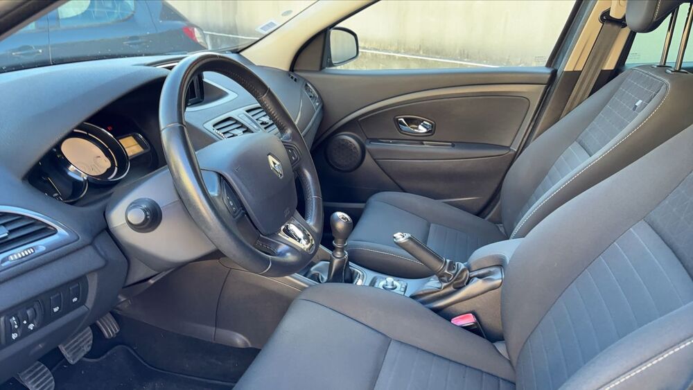 M&eacute;gane III 1.2 TCe 115 Limited - Entretien constructeur Toit ouvran 2015 occasion 84100 Orange