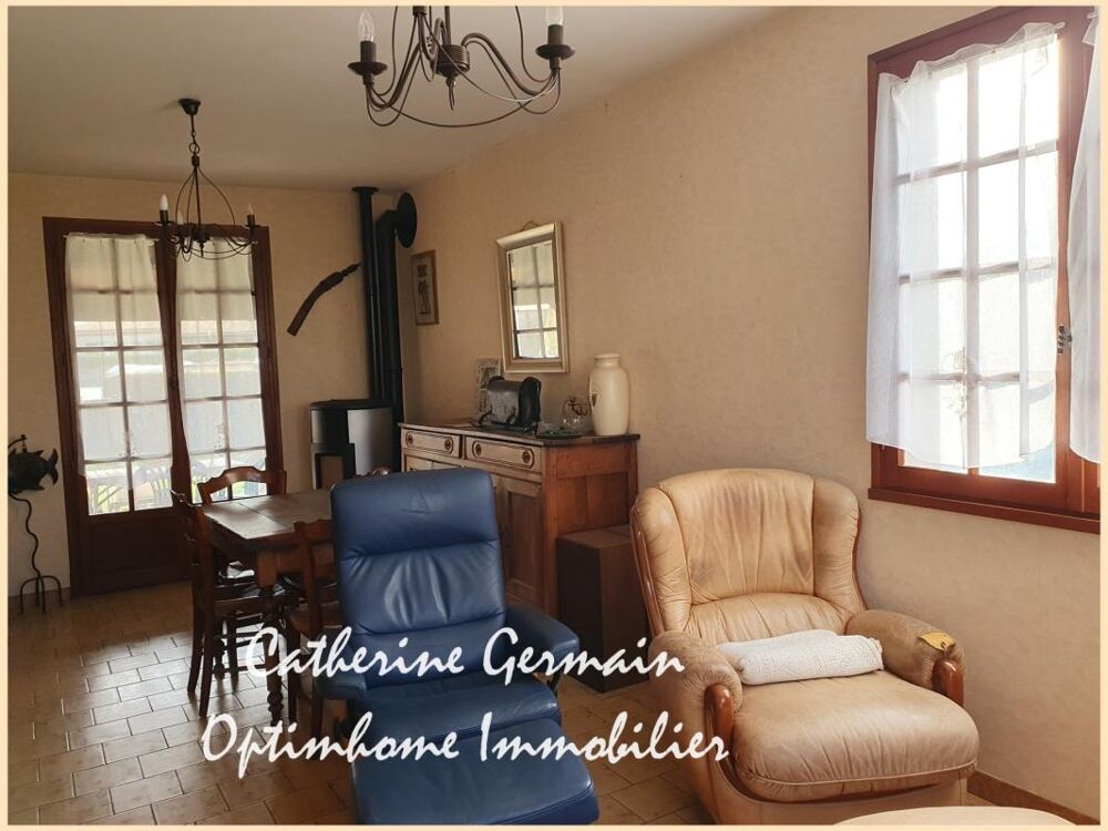 A Villalier  A vendre maison 4 chambres avec bureau, jardin, terrasses et garage