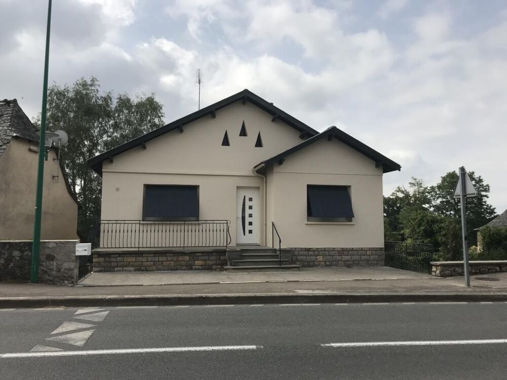 À LOUER MAISON T6 - LANUÉJOULS