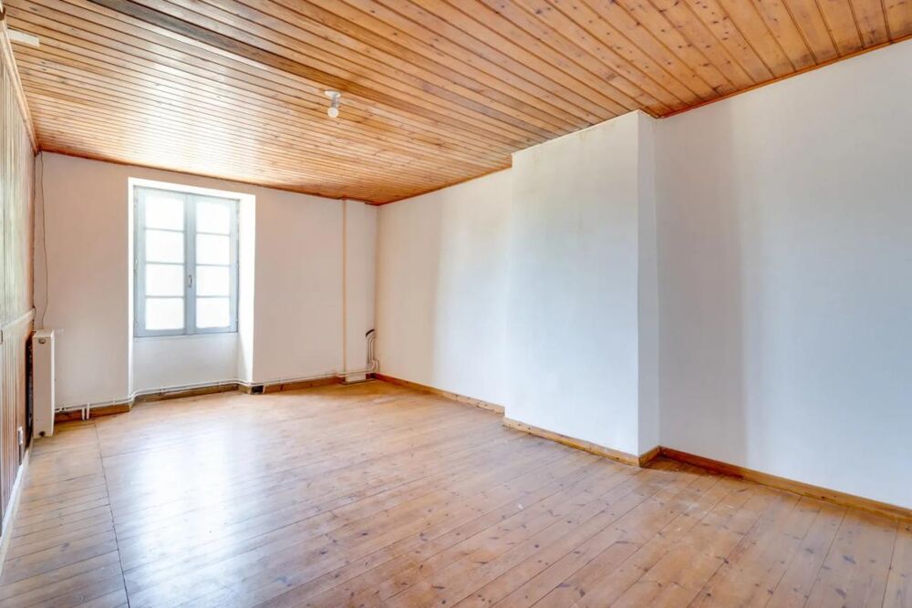 Vente Maison Maison de bourg avec dépendance et jardin – Saint-Juire-Champgil Saint juire champgillon