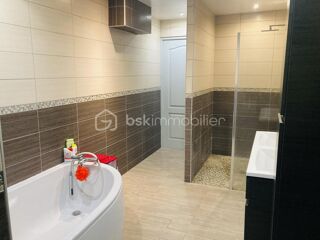  Maison  vendre 7 pices 145 m